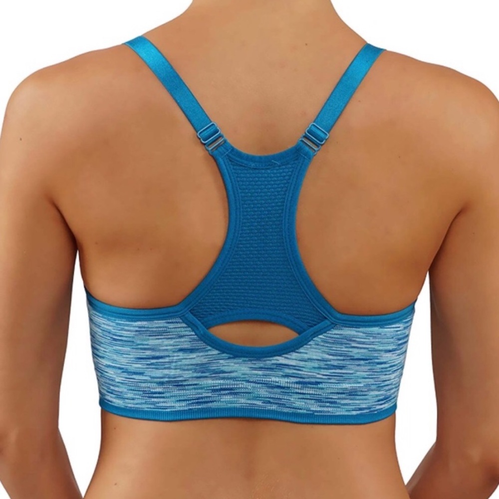 Comfortable adjustable sports bra - Picture 2 of 2